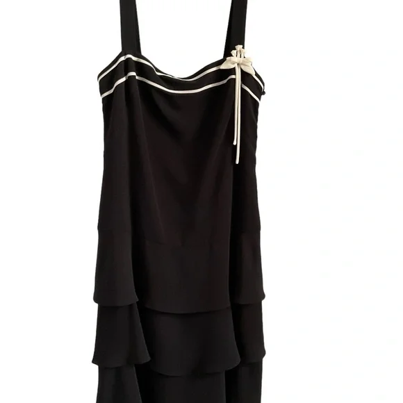 Anne Taylor Loft | Dresses | Ann Taylor Loft Black Dress Ruffle Bottom Size  Rayon Blend Black | Poshmark